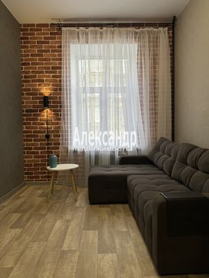 Продам комнату в 7-комн. квартире, Садовая ул, 105, Санкт-Петербург г