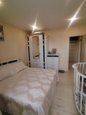 Продам трехкомнатную (3-комн.) квартиру, Парижской Коммуны ул, 41, Иваново г