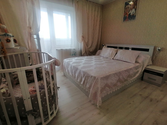 Продам трехкомнатную (3-комн.) квартиру, Парижской Коммуны ул, 41, Иваново г