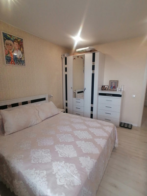 Продам трехкомнатную (3-комн.) квартиру, Парижской Коммуны ул, 41, Иваново г