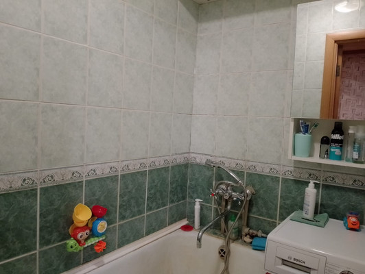 Продам двухкомнатную (2-комн.) квартиру, Солнечная ул, 12, Иваново г