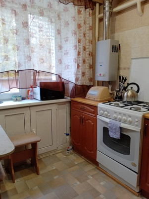Продам двухкомнатную (2-комн.) квартиру, Солнечная ул, 12, Иваново г