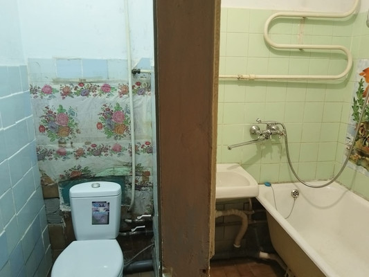 Продам двухкомнатную (2-комн.) квартиру, 2-я Краснодарская ул, 92, Ростов-на-Дону г