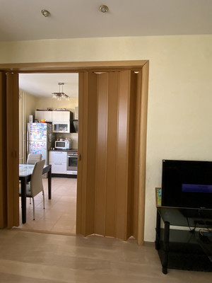 Продам трехкомнатную (3-комн.) квартиру, Комендантский пр-кт, 13Ак1, Санкт-Петербург г
