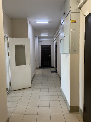 Продам трехкомнатную (3-комн.) квартиру, Комендантский пр-кт, 13Ак1, Санкт-Петербург г