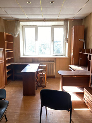 Продам трехкомнатную (3-комн.) квартиру, Металлургов ул, 13к2, Москва г