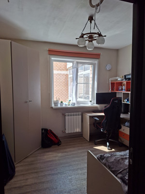 Продам трехкомнатную (3-комн.) квартиру, Крылатый мкр, 24к2, Иркутск г