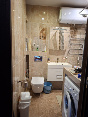 Продам трехкомнатную (3-комн.) квартиру, Крылатый мкр, 24к2, Иркутск г