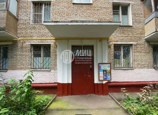 Продам двухкомнатную (2-комн.) квартиру, Аэродромная ул, 18, Москва г
