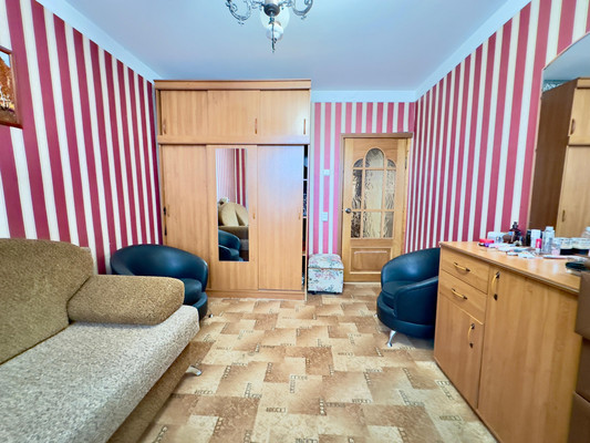 Продам многокомнатную квартиру, Тарчокова ул, 54ка, Нальчик г
