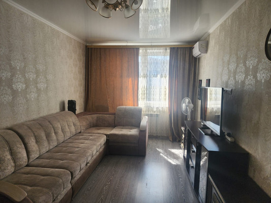 Продам однокомнатную (1-комн.) квартиру, Парковая ул, 64к1, Анапа г