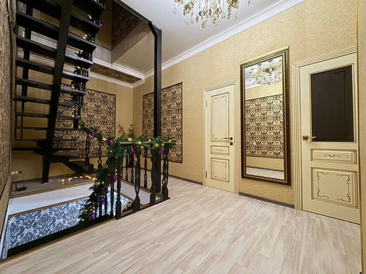 Продам многокомнатную квартиру, Шарданова ул, 46кб, Нальчик г