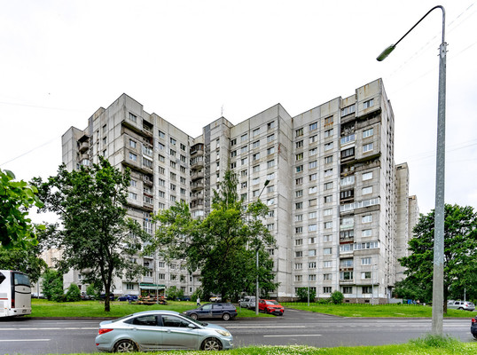 Продам двухкомнатную (2-комн.) квартиру, Малая Балканская ул, 30, Санкт-Петербург г