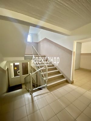 Продам двухкомнатную (2-комн.) квартиру, Джона Рида ул, 7к3, Санкт-Петербург г