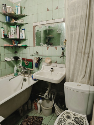 Продам однокомнатную (1-комн.) квартиру, Яблочкова ул, 18, Грэсовский пгт