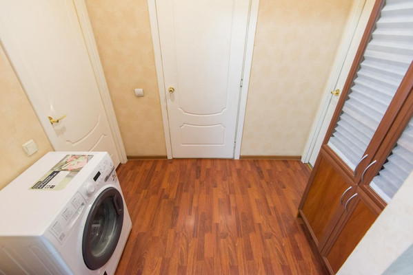 Продам трехкомнатную (3-комн.) квартиру, Жмайлова ул, 21, Ростов-на-Дону г