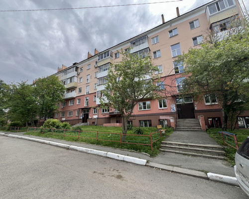 Продам трехкомнатную (3-комн.) квартиру, Мира пр-кт, 6, Нижний Тагил г