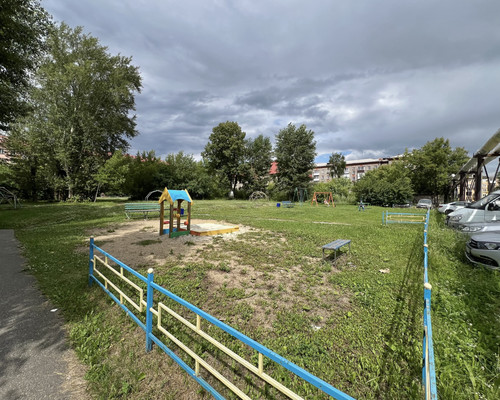 Продам трехкомнатную (3-комн.) квартиру, Мира пр-кт, 6, Нижний Тагил г