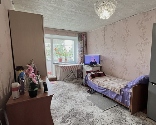 Продам однокомнатную (1-комн.) квартиру, Энгельса ул, 69, Верхняя Салда г