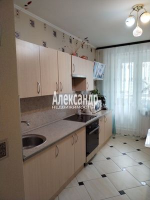 Продам однокомнатную (1-комн.) квартиру, Европейский пр-кт, 13к2, Кудрово г