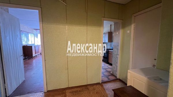 Продам однокомнатную (1-комн.) квартиру, Кутузова б-р, 11, Выборг г