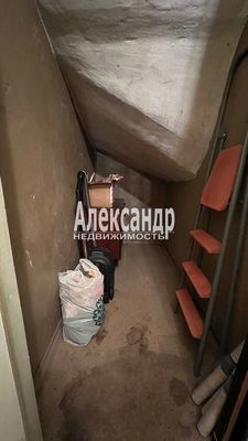 Продам однокомнатную (1-комн.) квартиру, Кутузова б-р, 11, Выборг г