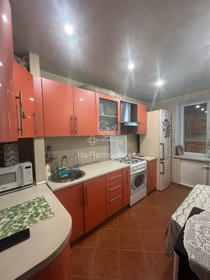 Продам трехкомнатную (3-комн.) квартиру, Климова ул, 38, Ногинск г
