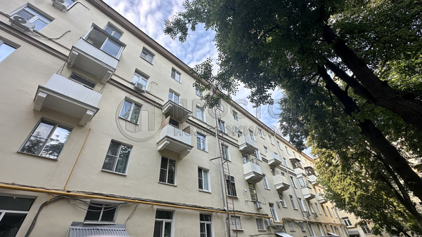 Продам однокомнатную (1-комн.) квартиру, Маршала Неделина ул, 30к1, Москва г
