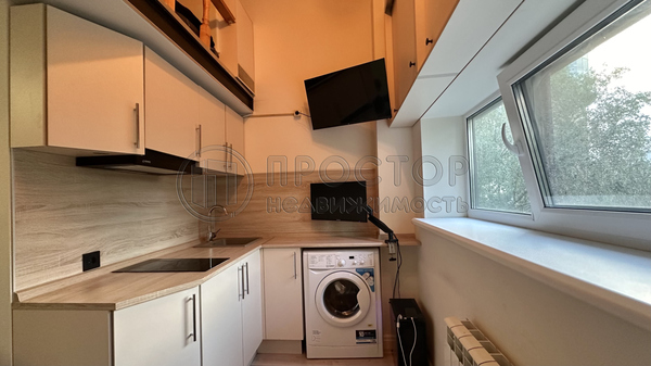Продам однокомнатную (1-комн.) квартиру, Херсонская ул, 37, Москва г