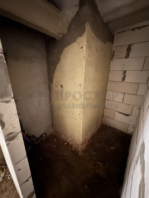 Продам коммерческое помещение 27 м2, Большая Серпуховская ул, 31к2, Москва г