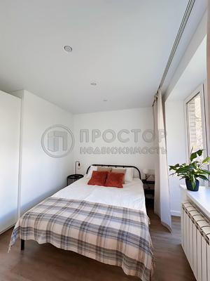 Продам трехкомнатную (3-комн.) квартиру, Мукомольный проезд, 7к2, Москва г