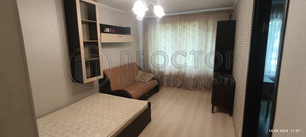 Продам однокомнатную (1-комн.) квартиру, Профсоюзная ул, 110к3, Москва г