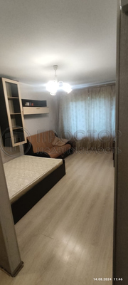 Продам однокомнатную (1-комн.) квартиру, Профсоюзная ул, 110к3, Москва г
