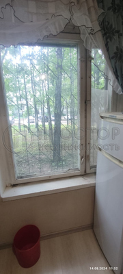 Продам однокомнатную (1-комн.) квартиру, Профсоюзная ул, 110к3, Москва г