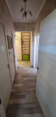 Продам трехкомнатную (3-комн.) квартиру, Южная ул, 7, Пионерский г