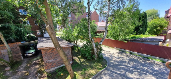 Продам трехкомнатную (3-комн.) квартиру, Южная ул, 7, Пионерский г