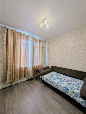 Продам двухкомнатную (2-комн.) квартиру, Варшавское ш, 70, Бородино д
