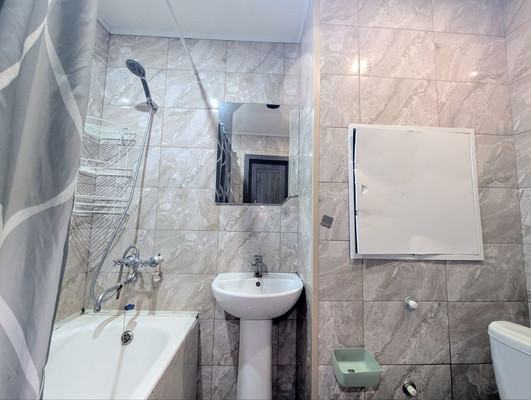 Продам двухкомнатную (2-комн.) квартиру, Варшавское ш, 70, Бородино д