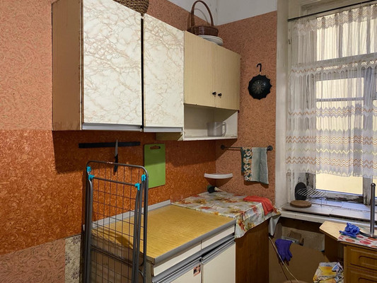 Продам комнату в 6-комн. квартире, 12-я Красноармейская ул, 1/21, Санкт-Петербург г