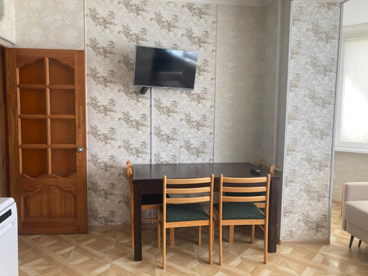 Продам двухкомнатную (2-комн.) квартиру, Самбурова ул, 258, Анапа г