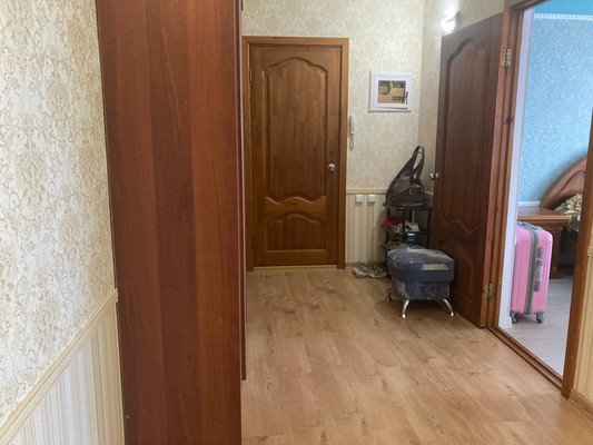 Продам двухкомнатную (2-комн.) квартиру, Самбурова ул, 258, Анапа г