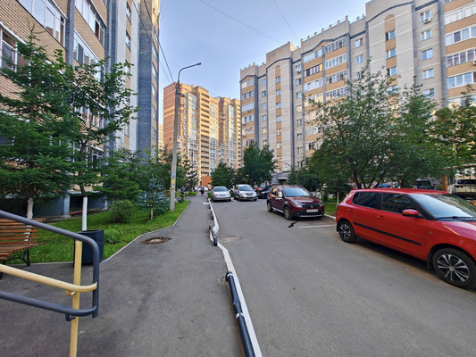 Продам однокомнатную (1-комн.) квартиру, Ноксинский Спуск ул, 8б, Казань г