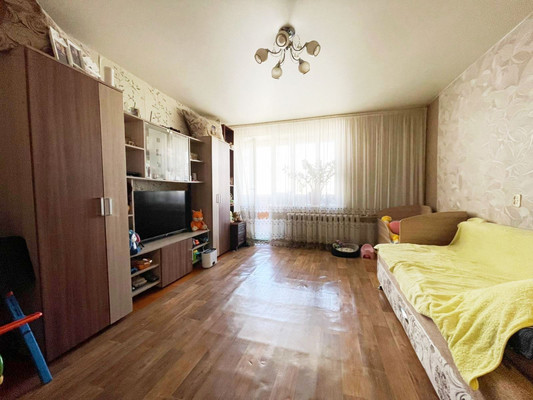Продам трехкомнатную (3-комн.) квартиру, Строителей пр-кт, 48, Пенза г