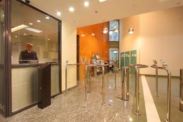 Сдам офисное помещение 1 248 м2, Бутырская ул, 77, Москва г