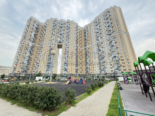 Продам однокомнатную (1-комн.) квартиру, Красногорский б-р, 25, Красногорск г