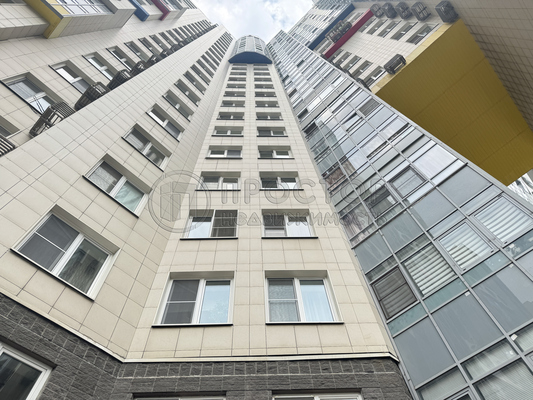 Продам однокомнатную (1-комн.) квартиру, Спасская ул, 1к2, Красногорск г