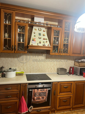 Продам многокомнатную квартиру, Изюмская ул, 22, Москва г