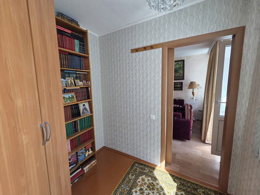 Продам двухкомнатную (2-комн.) квартиру, Якова Эшпая ул, 153, Йошкар-Ола г
