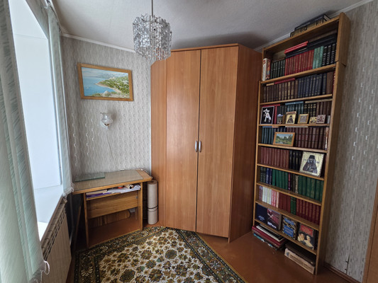 Продам двухкомнатную (2-комн.) квартиру, Якова Эшпая ул, 153, Йошкар-Ола г