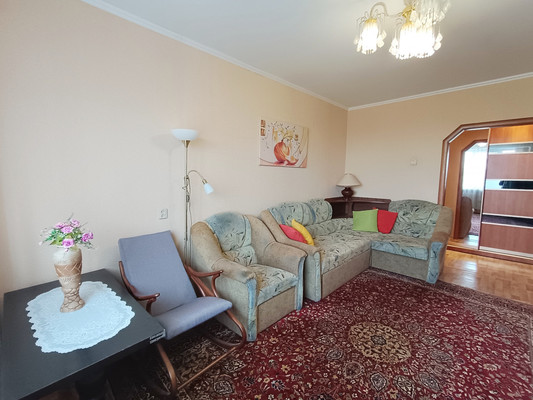 Продам трехкомнатную (3-комн.) квартиру, ДСК мкр, 3, Иваново г